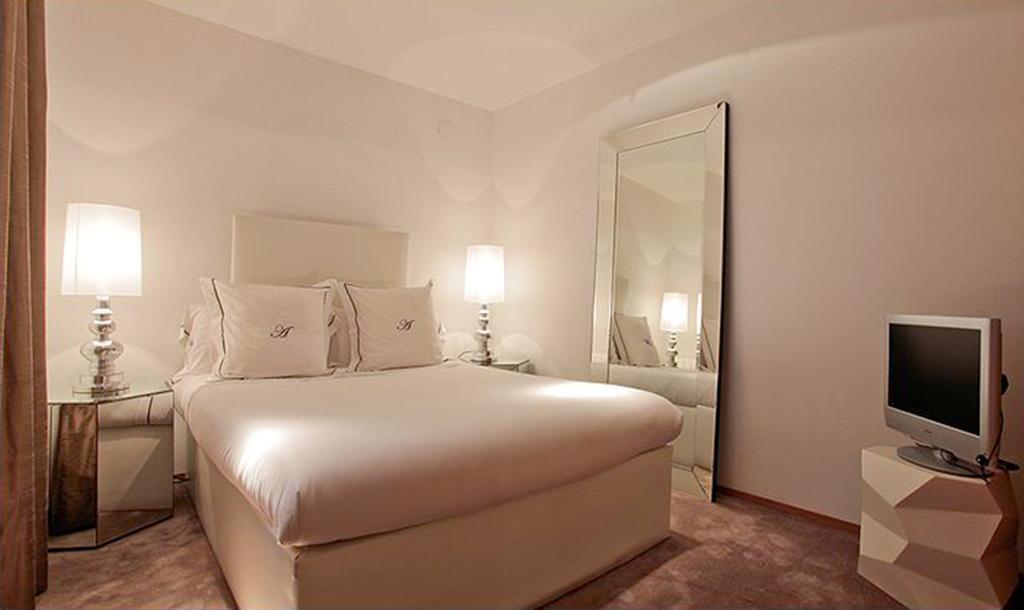 Madrid Central Gran Via Suites Pokoj fotografie